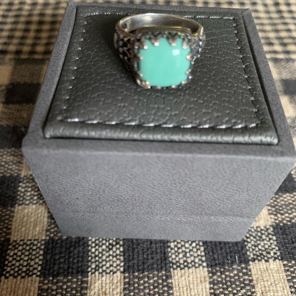 Carolyn Pollack ring size 6